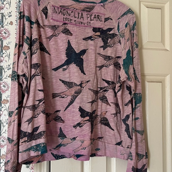 Magnolia Pearl bird long sleeve top one size - Picture 4 of 5